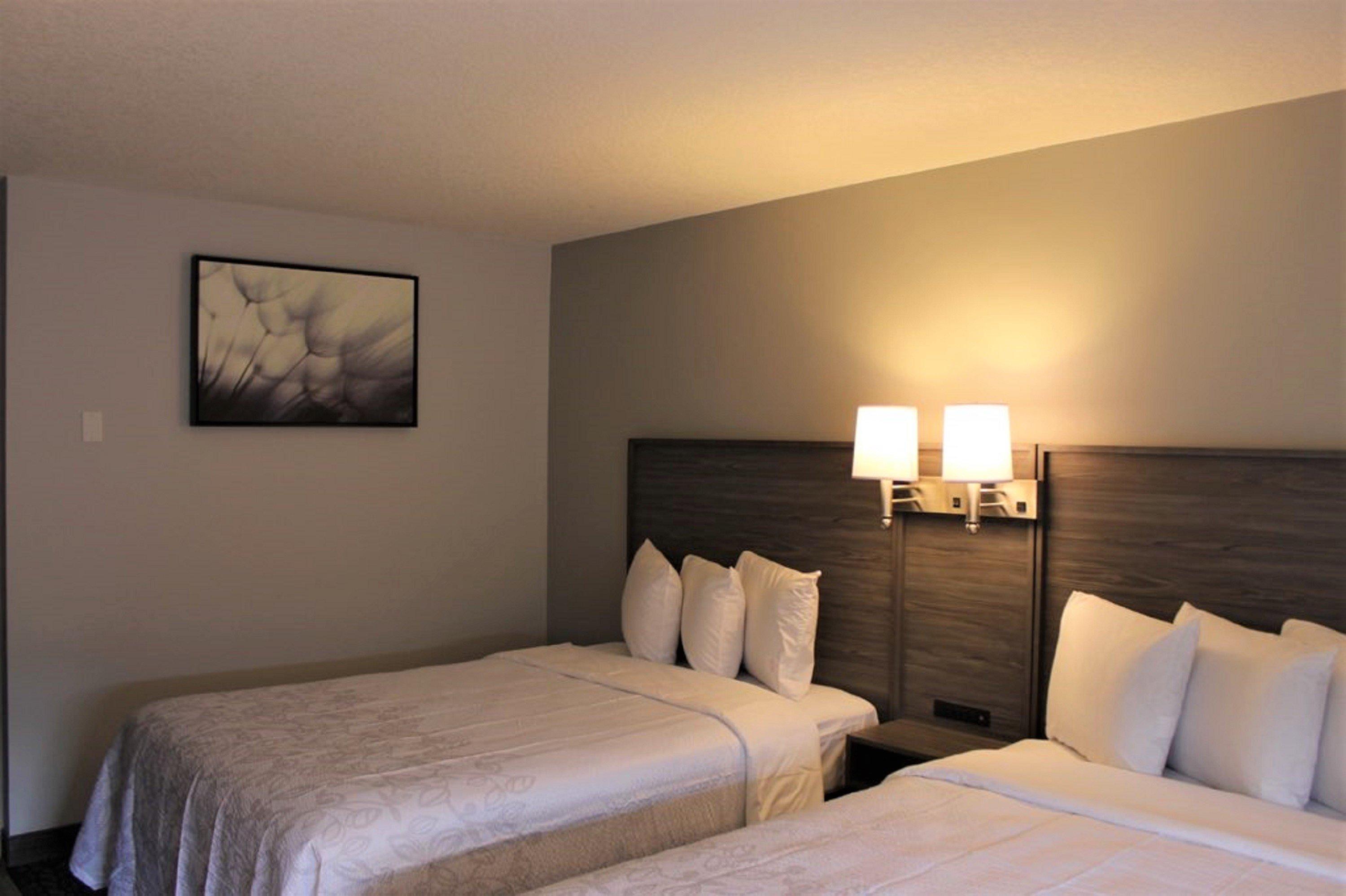 Emerald Hotel & Suites Calgary Airport Bagian luar foto