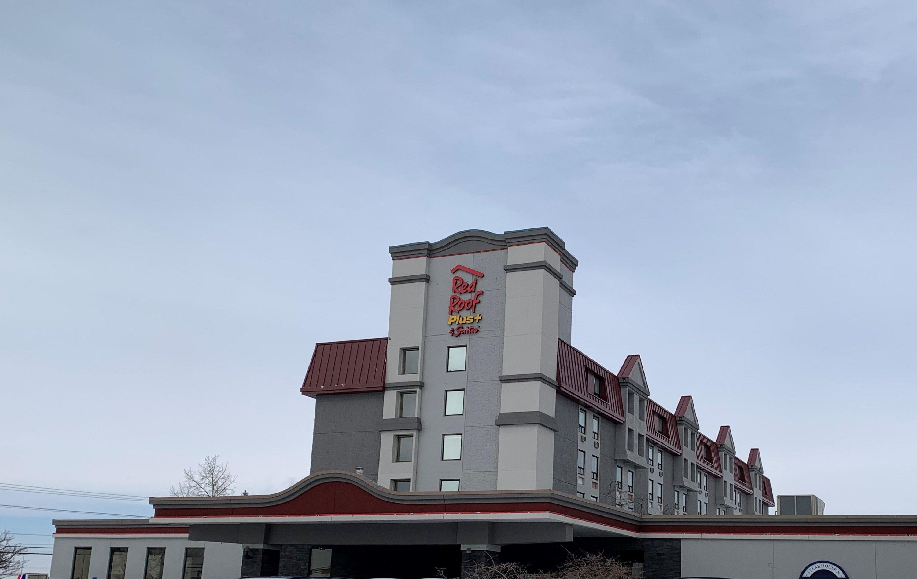 Emerald Hotel & Suites Calgary Airport Bagian luar foto